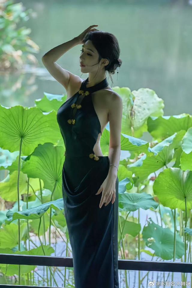 麻豆传媒下载每日更新
